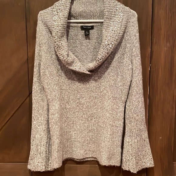 White House Black Market Sweaters - White Black gray sparkly sweater